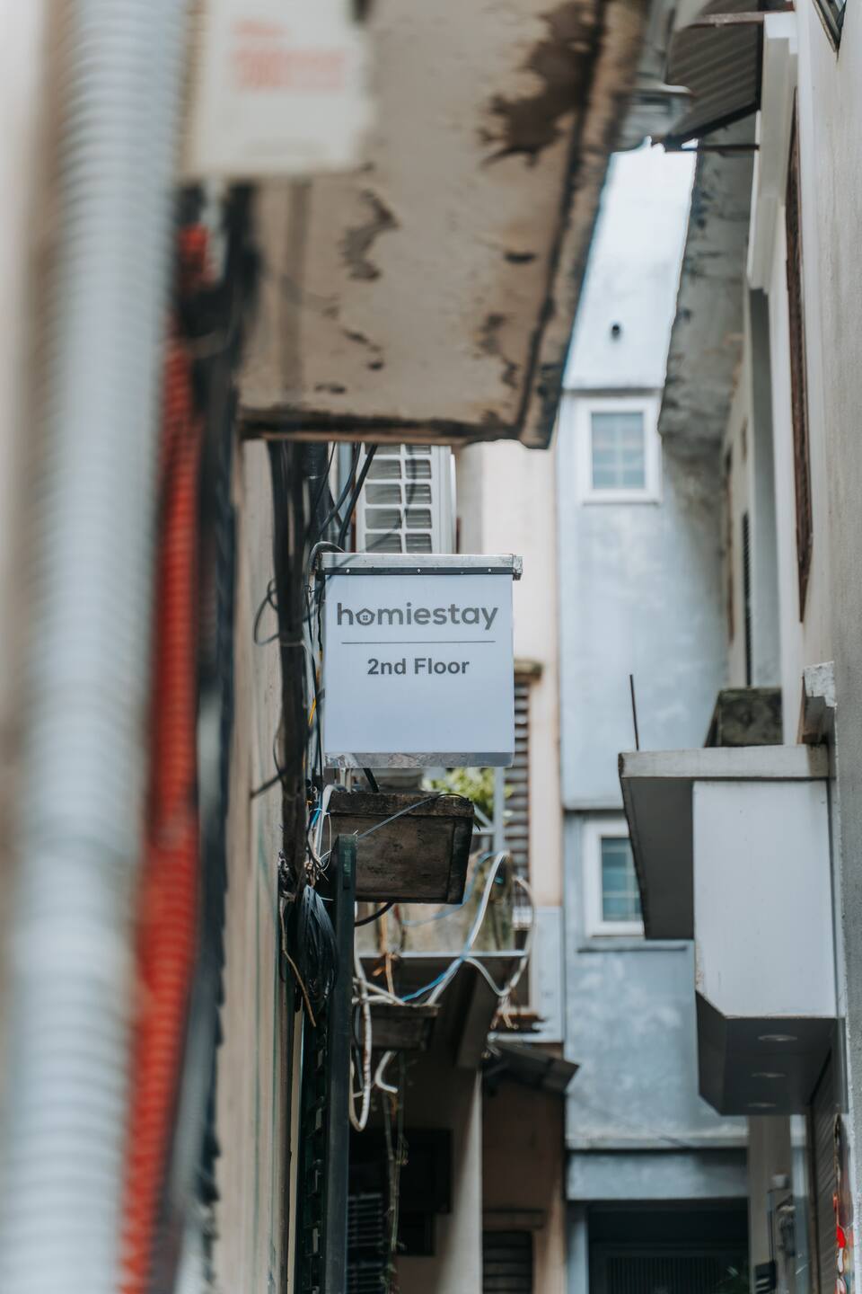 HomieStay sign in the alley