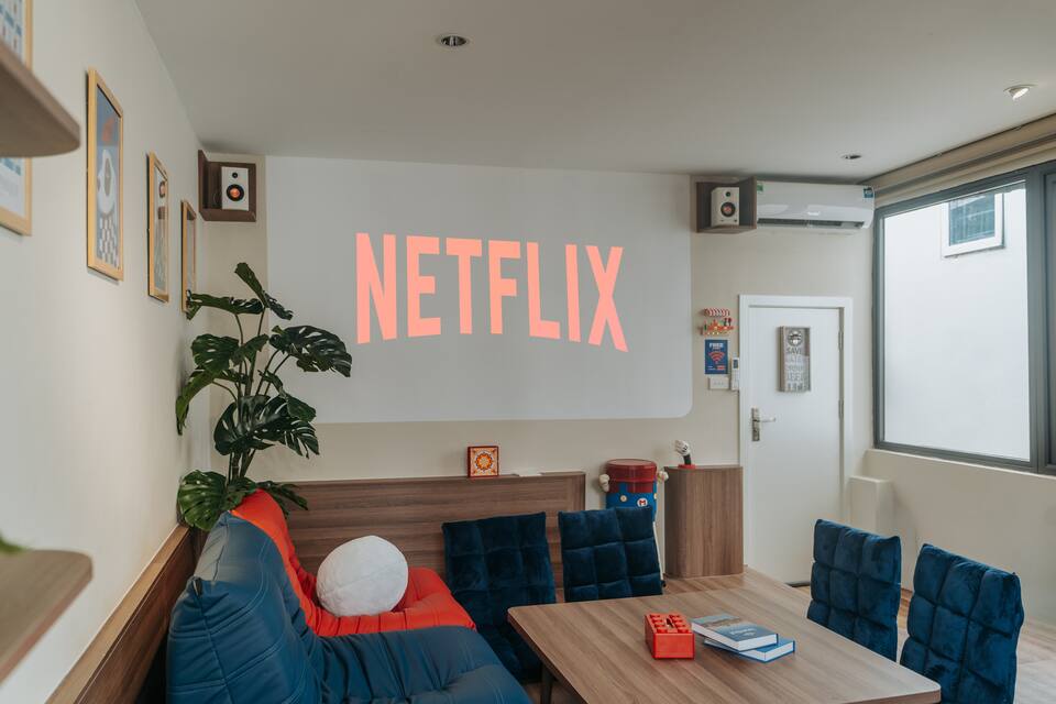 Projector · free Netflix